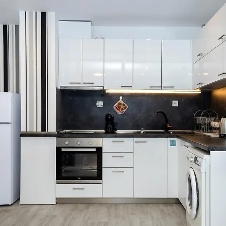 Appartement Cozy 1br Retreat Steps From Sea Garden By Flat Manаger Varna